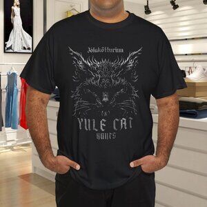 Yule Cat - Jolakotturinn - Icelandic Christmas Cat T-Shirt